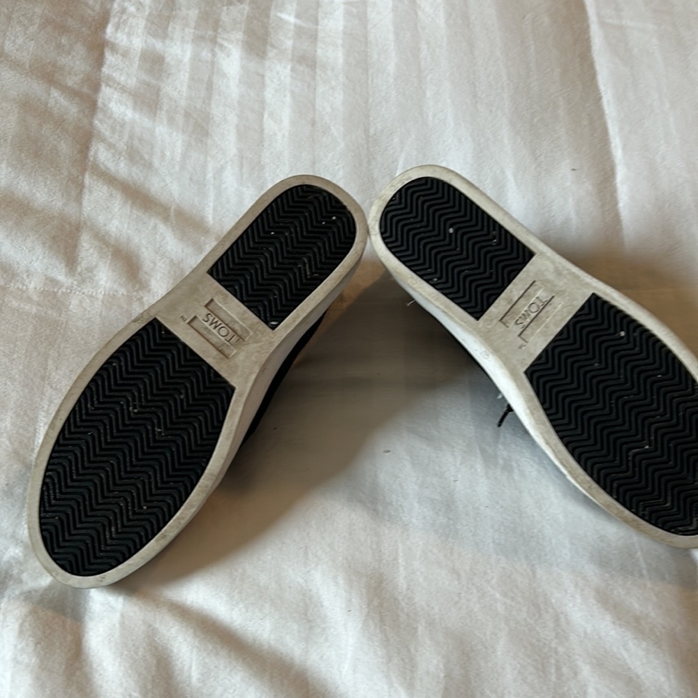 Booties - Picture 4 of 4